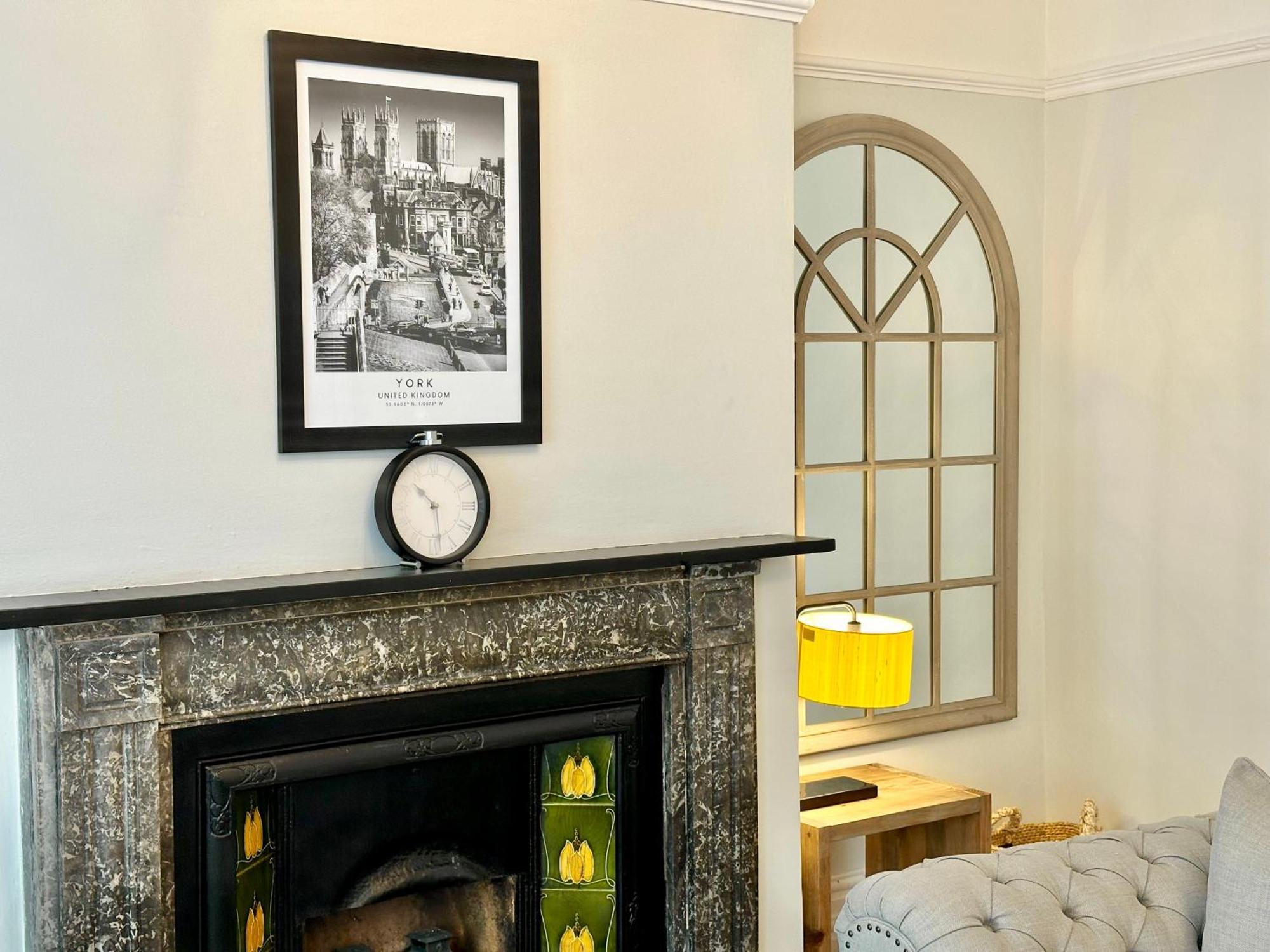 Gillygate Nest With Free Allocated Parking York Esterno foto