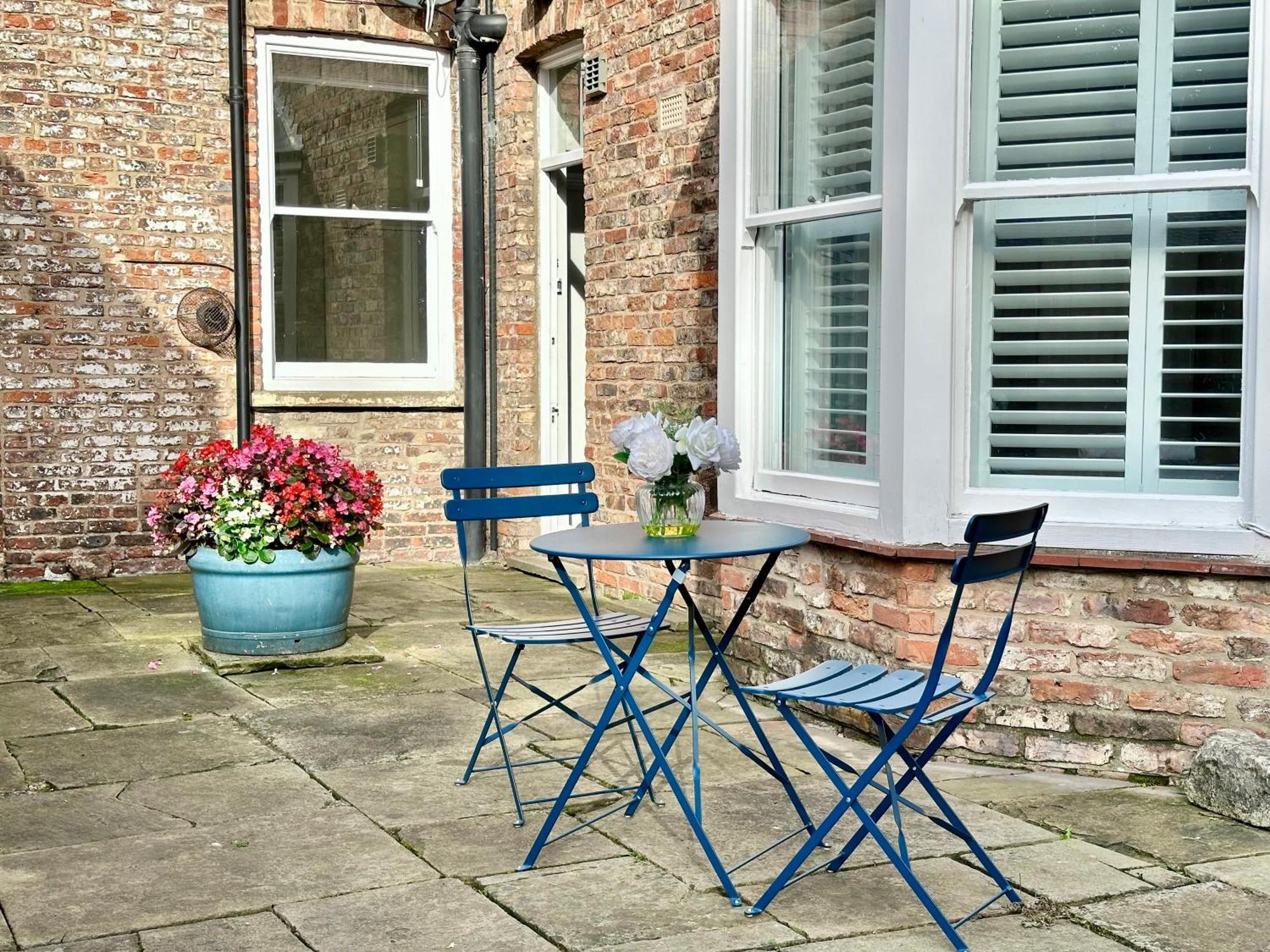 Gillygate Nest With Free Allocated Parking York Esterno foto