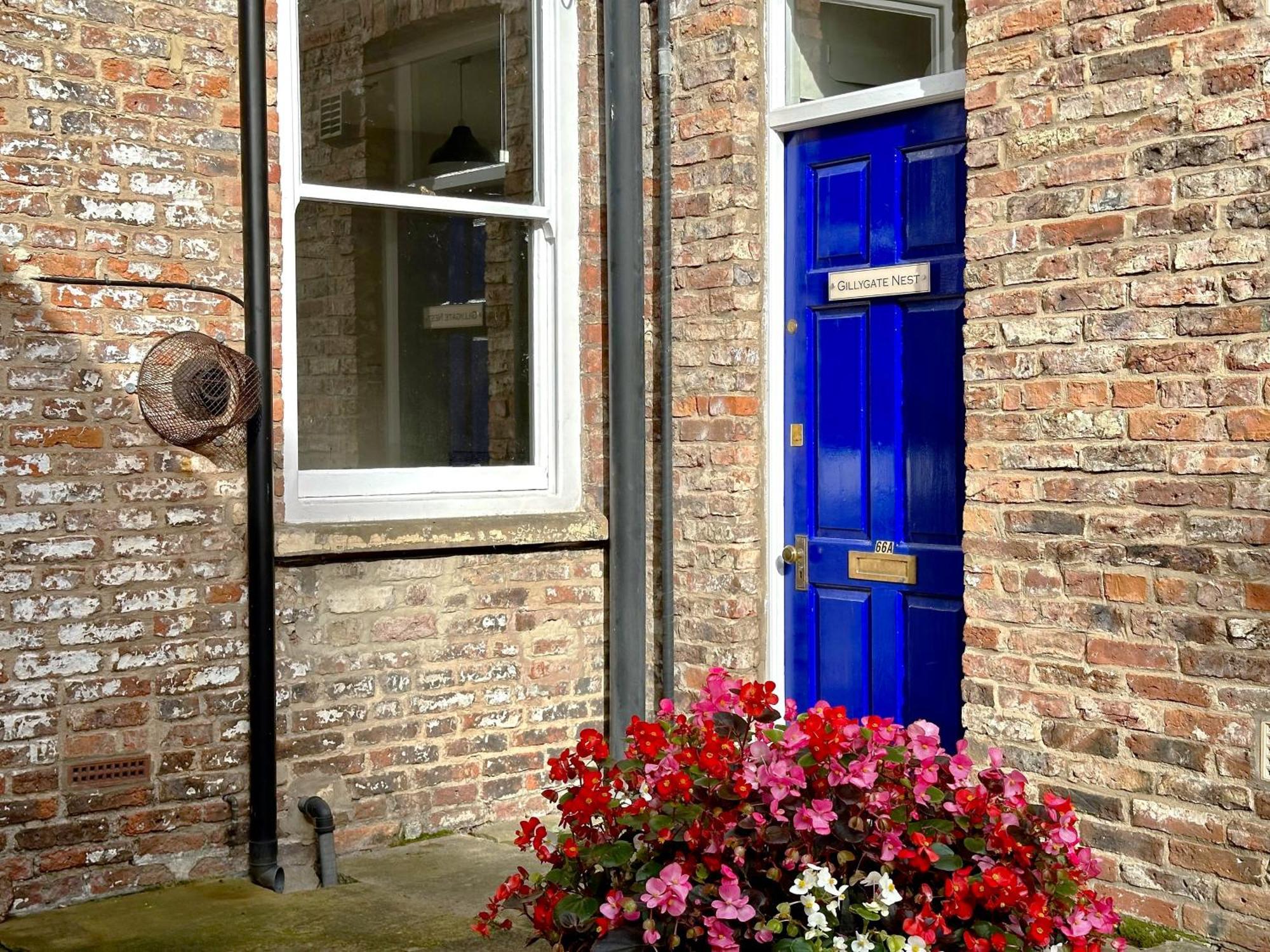 Gillygate Nest With Free Allocated Parking York Esterno foto